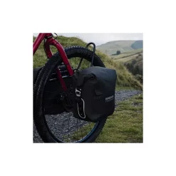 BROOKS ENGLAND Scape Small (10-13L) - BROOKS - Sacoche Bikepacking -Sacoche vélo grand magasin scape small 10 13l brooks sacoche bikepacking 3